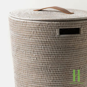 BEST SELLER Corbeille à déchets en bambou naturel faite à la main avec couvercle, style bohème flexible, capacité de 6 à 10 L, Vietnam - Product Image 2