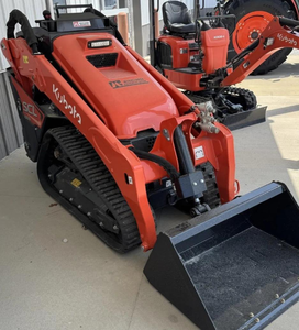 Chargeuse sur chenilles Kubota SCL1000 haute performance 2024, état impeccable, très abordable et livraison rapide - Product Image 2