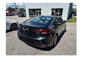 ใช้2019 Hyundai Elantra SEL 2.0L DOHC 16V 4-Cyl D-CVVT MPI - Product Image 4