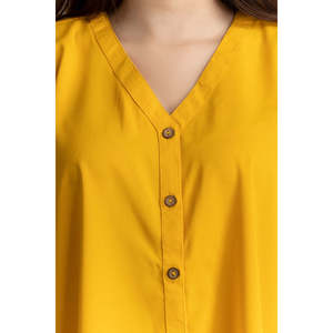 Blusa de Chifón Color Mostaza para Mujer con Bordado, Lentejuelas y Decoración de Encaje, Talla XL, Formal, con Cuello con Volantes y Lazo, WM-CS-SS24-075 - Product Image 2
