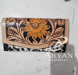 กระเป๋าสตางค์หนังวัวแบบพับสำหรับผู้หญิงกระเป๋าคลัทช์หนังถือด้วยมือใส่บัตรเคสคลัทช์ลายดอกทานตะวันแบบตะวันตกสำหรับผู้หญิง - Product Image 1