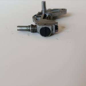 مضخة زيت معدنية للمنشار الآلي التي يعمل بالبنزين من UM، متوافقة مع موديلات 4500/5200/5800/45CC/52CC - Product Image 6