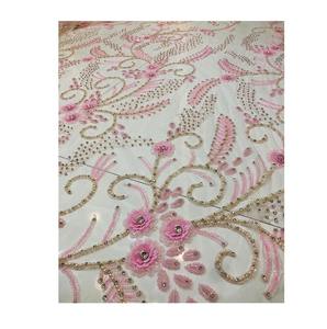 Tissu de dentelle perlée de luxe fait à la main de qualité supérieure pour les robes de soirée élégantes offertes aux prix de gros de l'Inde - Product Image 6