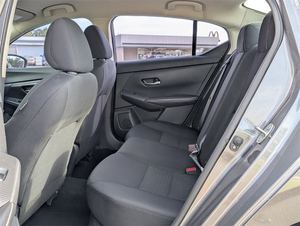 2020 Nissan Sentra S AWD Turbo R18 Tejido oscuro Listo para enviar - Product Image 5
