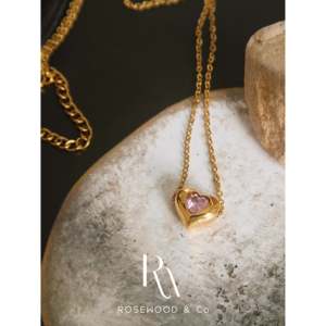 Collana con Ciondolo Vintage Trendy a Cuore Rosa in Zirconia, Placcata in Rodio e Oro, con Catena a Maglie e Diamante e Perla, Idea Regalo - Product Image 4