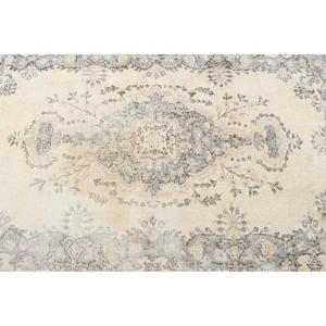 Alfombra Vintage de 4x7 pies, Alfombra Turca, Alfombra Blanca con Diseño Floral - Product Image 4