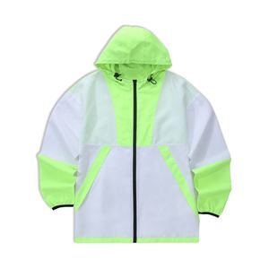 Chaqueta cortavientos personalizada impermeable a prueba de viento de nailon con cremallera Chaqueta ligera de marca para uso al aire libre y uso informal - Product Image 3