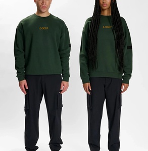 Conjunto de sudadera y pantalones de chándal de cuello redondo personalizado Unisex para entrenamiento deportivo y ropa de jogging, chándal, trajes de chándal - Product Image 3