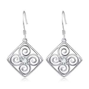 Orecchini Pendenti a Spirale in Topazio Bianco e Argento Sterling, Design alla Moda - Product Image 2