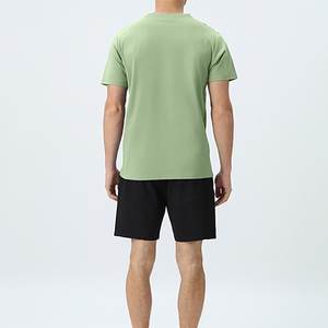 เสื้อยืดฟิตเนสสีพื้นสำหรับผู้ชายเสื้อออกกำลังกายระบายอากาศได้เข้ารูปเสื้อยืดออกกำลังกายสำหรับยิมวิ่งชุดกีฬาฤดูร้อน - Product Image 6