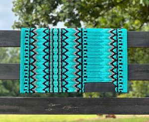 Couverture de selle en laine de style occidental à usage professionnel pour le confort et la durabilité des chevaux avec doublure en polycoton pour Trail ou Ranch - Product Image 1