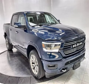 Usado 2024 1500 Volante a la Izquierda Asientos de Cuero Cámara Trasera 4 Puertas Cabina Doble 4WD 5.6 pies SB 8 cilindros - Product Image 5
