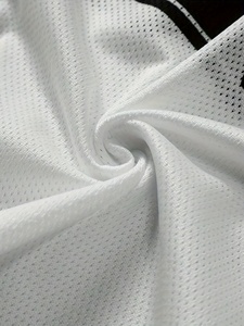 T-shirt respirant 100% coton pour hommes, col rond d'été en plein air avec impression personnalisée unique - Product Image 6