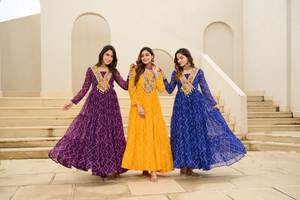 Nuevo diseñador de ropa festiva para fiestas atractiva Faux Georgette con estampado Bandhani y fabricante de vestidos de retazos Kutchi de India - Product Image 2