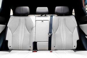 Casi Nuevo, a un Precio Increíble: 2025 White Beyond Dreams Song Plus ID Flagship FWD Totalmente Eléctrico con Batería de 70-90kWh - Product Image 4