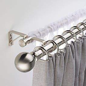 Soportes de cortina de acero inoxidable resistentes y duraderos para diseños de interiores minimalistas en apartamentos y condominios urbanos - Product Image 5