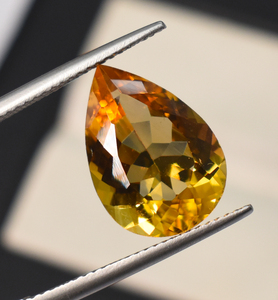 ซิทรินธรรมชาติทรงลูกแพร์มาเดรา สีบรั่นดีเหลี่ยมเพชรพลอย 16X11X6 มม. 5.32 กะรัต - Product Image 4