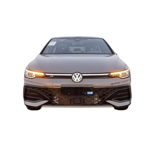 Nuovissimo Volkswagen Golf 2025 Grigio 199 CV 4 Cilindri 5 Posti Benzina Euro 6 Cambio Automatico Guida a Sinistra - Product Image 1