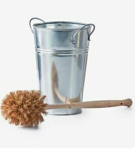 Porte-brosse de toilette en métal au design moderne pour les espaces de salle de bain contemporains, offrant une finition propre et une utilisation pratique - Product Image 6