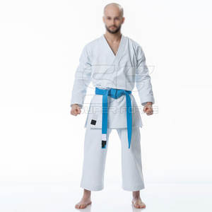 Uniforme de karaté de qualité supérieure avec kimono Jiu Jitsu pour l'entraînement des arts martiaux et la compétition Uniforme de karaté léger - Product Image 4