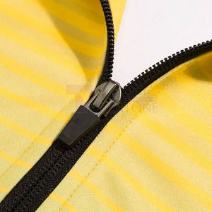 Chándal deportivo ajustado para hombre, Conjunto de jogging ligero de tela transpirable y elástica para invierno - Product Image 4