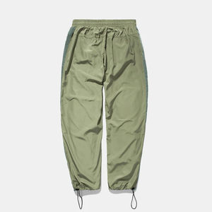 Veste coupe-vent unisexe tendance en nylon, coupe régulière, poches latérales à fermeture éclair, pantalon en nylon ajusté, séchage rapide, bas ample - Product Image 2