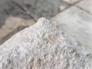 Pyrophyllite en bloc pour carreaux de céramique muraux et de sol à faible retrait et haute précision dimensionnelle - Product Image 2