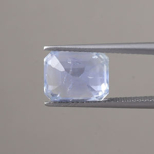 Zafiro Azul Natural Suelto |   Joya Ligera con Certificación IGI, Corte Cojín de Grado AAA de 11x9 mm, 7.71 Quilates, Tratada Térmicamente - Product Image 3