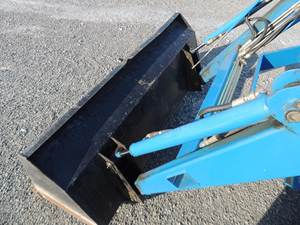 รถแทรกเตอร์นิวฮอลแลนด์ TC25D ปี 1999 สำหรับขาย - Product Image 5