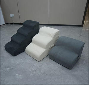 Hochelastische Schwamm-Hundetreppe mit Rutschfester Oberfläche, 4-Stufige Haustiertreppe für Hohe Betten und Sofas, Luxuriöser Stil mit Tiermuster für Kleine Räume - Product Image 6