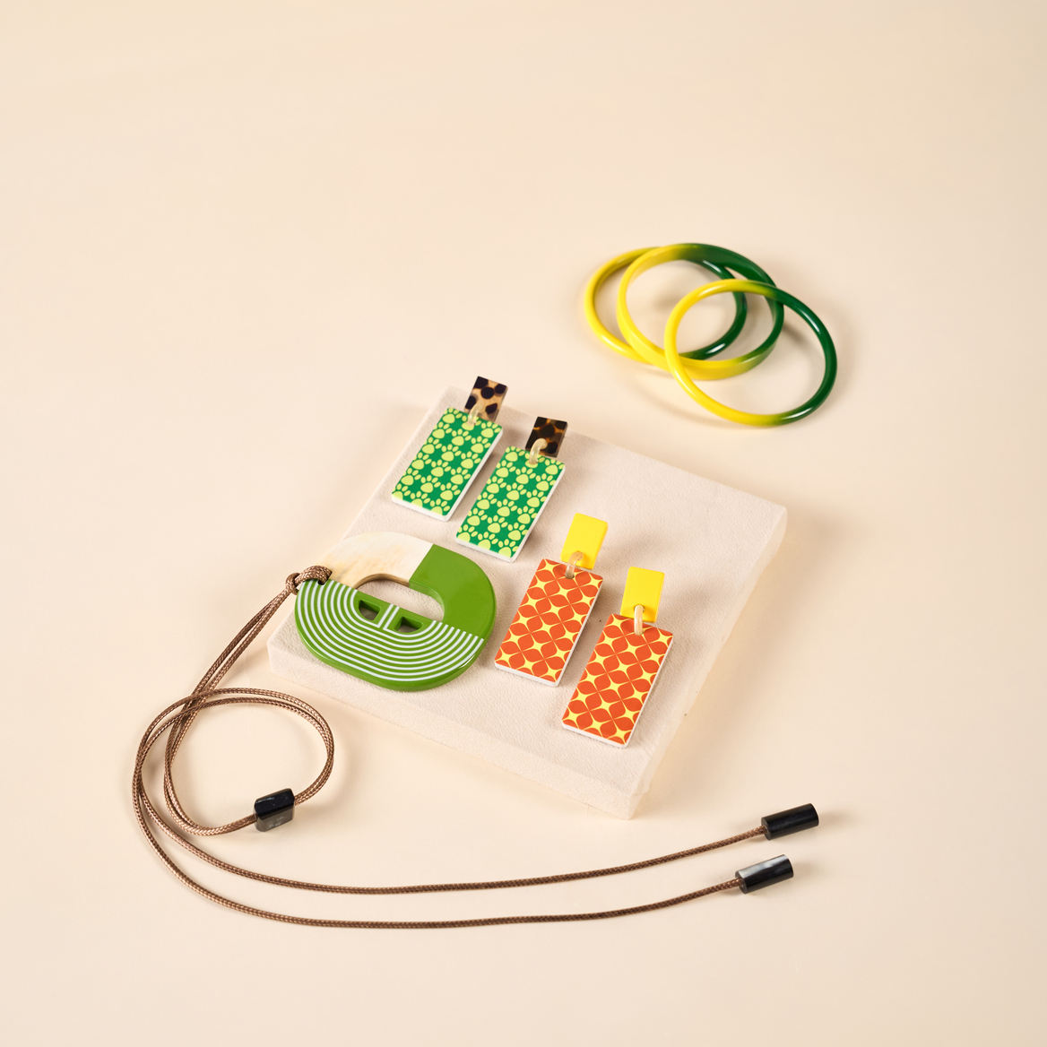 กำหนดเอง