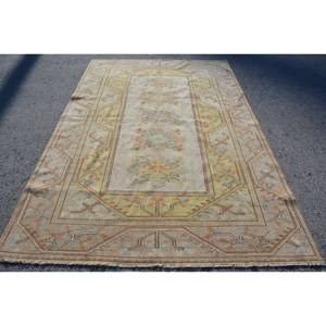 Tapis de tissage plat en laine turque vintage 6.2x9.4 pieds beige avec motif patchwork support en latex pour décorations de salon - Product Image 1