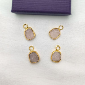 Colgante DE PIEDRA DE NACIMIENTO cruda de cuarzo rosa, juego de Collar chapado en oro, colgante de piedras preciosas hecho a mano, hallazgos de joyería - Product Image 1