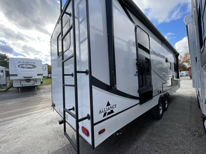 Caravane de voyage tout-terrain de luxe A-l-l-i-a-n-c-e D-e-l-t-a 262RB, caravanes de voyage légères, imperméables et de haute qualité, prêtes à l'emploi - Product Image 3