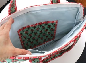 Sac pour ordinateur portable de luxe en coton imprimé floral vert fait à la main, matelassé, durable, moderne, vintage, avec poignée légère - Product Image 4