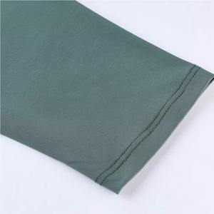 ชุดออกกำลังกายแห้งเร็ว แรชการ์ดแขนยาว คุณภาพสูง ขายส่ง ผ้ายืดสแปนเด็กซ์/โพลีเอสเตอร์ รับสกรีนโลโก้และสีตามสั่ง - Product Image 6