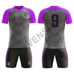 Vêtements de sport professionnels personnalisés de haute qualité pour hommes, ensemble de maillots de football vintage, ensemble de football personnalisé - Product Image 4