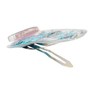 ORDEN DE FÁBRICA - 100 Accesorios para el Cabello con Licencia, 6 Pinzas para el Cabello para Niñas, Figuras y Personajes Favoritos de las Niñas, Dijes Mágicos con Confeti - Product Image 1