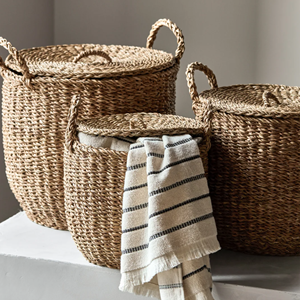 Panier en jonc de mer de style rustique avec couvercle, panier en jonc de mer tissé à la main pour salle de bain et cuisine, vente en gros du Vietnam - Product Image 5