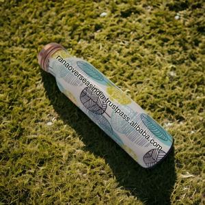 Botella de agua de cobre impresa al por mayor de buena calidad con juego de vaso de vidrio de cobre para beneficios de salud Ayurveda - Product Image 4