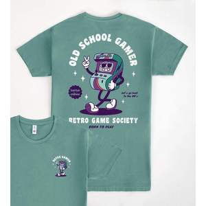 T-shirt promozionale Old School Gamer per l'esperienza di gioco nostalgica definitiva - Product Image 1