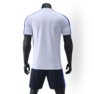 2025 nuevo conjunto de uniforme de fútbol personalizado de alta calidad OEM personalizado al por mayor de moda de secado rápido transpirable sublimación para adultos - Product Image 6