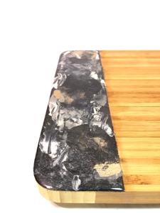 Tabla de Cortar de Madera Moderna, Tabla Artesanal Bellamente Detallada, Perfecta para la Mesa de la Cocina y Restaurantes, de la India - Product Image 4