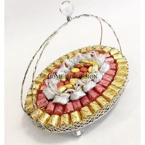 Finition couleur argent brillant poli fil métallique robuste fait chocolats et bonbons assiettes de service avec poignées pour une meilleure prise en main - Product Image 1