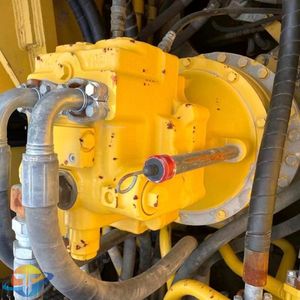 Excavadora de Orugas Grande Usada Komatsu PC450-8 en Venta, de Segunda Mano, Buen Precio, 45 Toneladas de Peso Operativo, Incluye Motor - Product Image 5