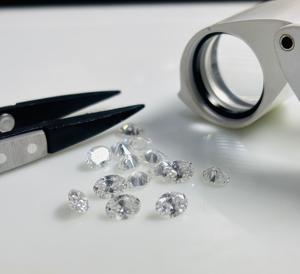 ผู้ค้าส่งเพชรจากโรงงาน เพชรเม็ดเล็ก ขนาด 7*5 มม. ทรงรี เจียระไนแบบ HPHT CVD เพชรเพาะเลี้ยงในห้องปฏิบัติการ สี DEF ความสะอาด VVS คุณภาพสูง น้ำหนักกะรัต - Product Image 5