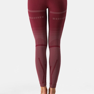 2025 nouveau Design professionnel femmes Yoga ensemble en gros respirant femmes Yoga ensemble nouveauté femmes Yoga ensembles logo personnalisé Oem - Product Image 5