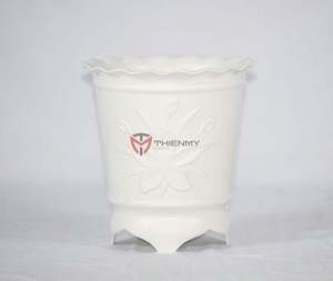 Three-Legged Pot - Product Image 2