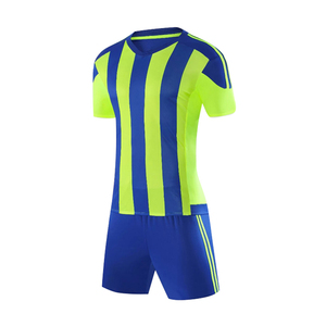 ชุดเสื้อฟุตบอล OEM คุณภาพสูงจากผู้ผลิตชั้นนำดีไซน์ไม่เหมือนใครสามารถปรับอัตราได้พิมพ์โลโก้แบบกำหนดเองได้โดยตรง - Product Image 5