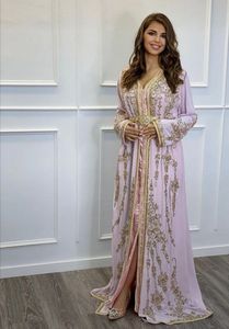 DISEÑADOR DE VESTIDO CAFTAN DE ORO CON RECORRIDO CON ADORNADO CON CUENTAS DE VIDRIO, PIEDRA, TRABAJO DE DABKA @ 2024 - Product Image 2